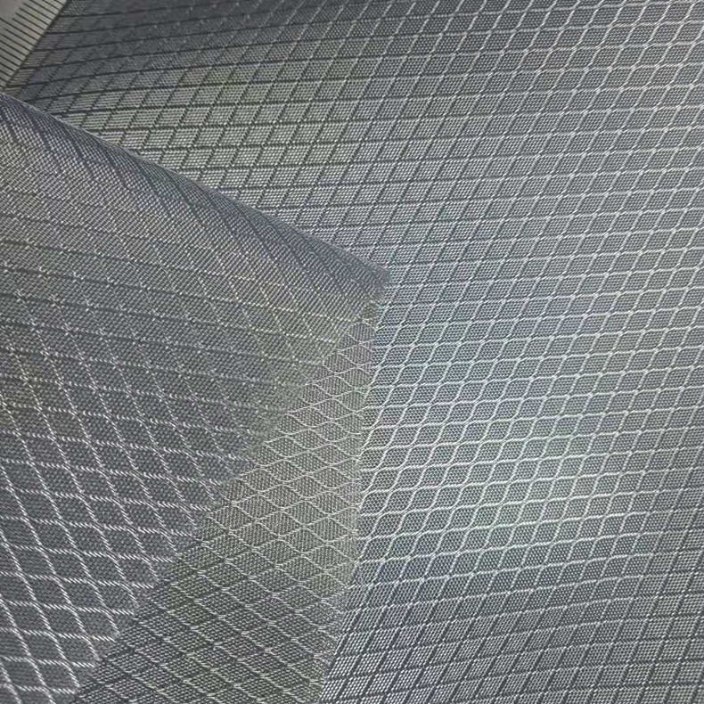 鞋子選網鞋網布的好 還是皮制材質的好